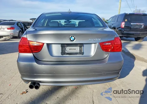 2011 BMW 328 Xi z USA, uszkodzony, nr VIN WBAPK7C54BA772178